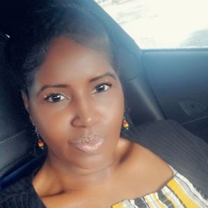 Meet your Posher, Angela